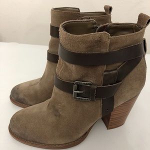 Ivanka Trump FILOER Brown Suede booties boots 5M
